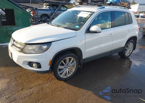 2016 Volkswagen Tiguan Se from USA, damaged, VIN WVGBV7AXXGW573148